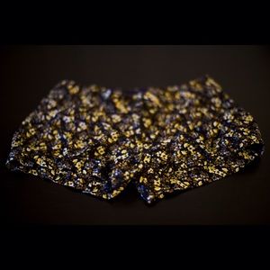 Miley Cyrus Floral Shorts Size Small