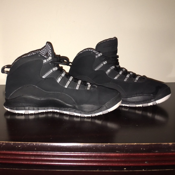 Air Jordan x 10 Retro - Picture 1 of 3