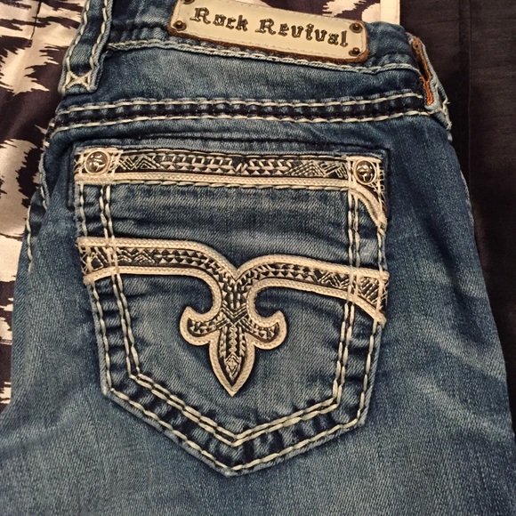 Sold Ⓜ️ - Picture 2 of 3