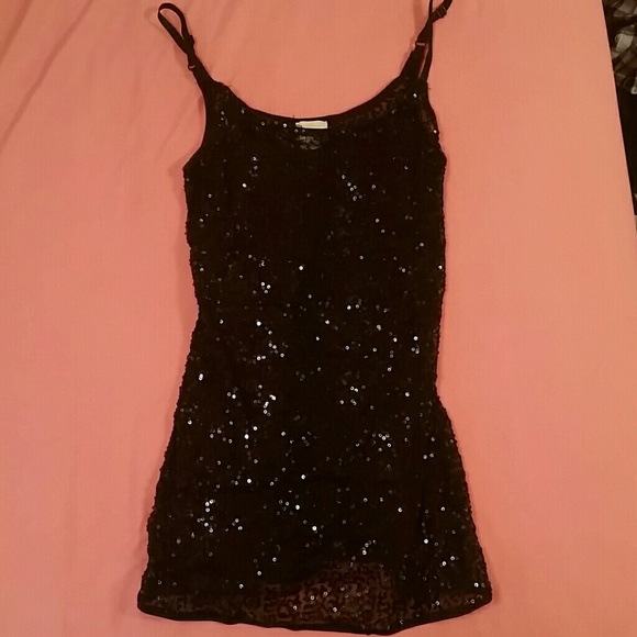 Black Daytrip tank
