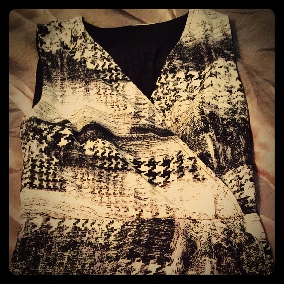 Faux wrap print dress ladies size small