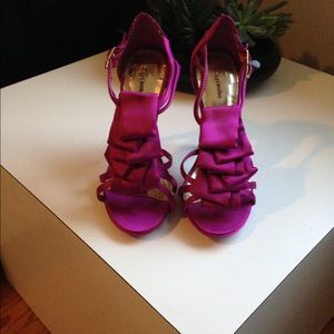 Zigi Soho pink satin heels