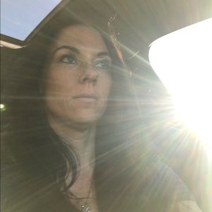 Meet your Posher, Angela