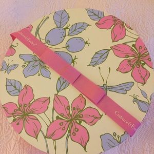 Crabtree and Evelyn gift set. Summer Hill.