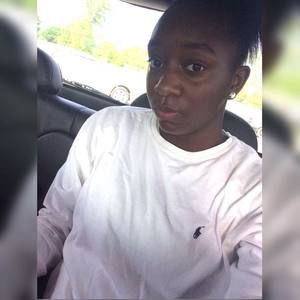 Meet your Posher, Yasmin