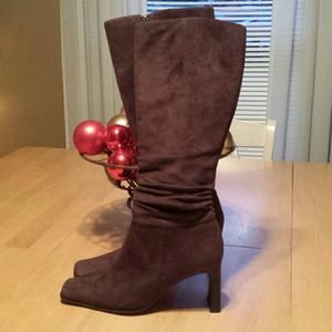 Suede Nine West Boots