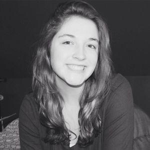 Meet your Posher, Simone