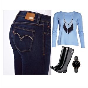 🎉Levi's Demi Curve Skinny Jeans