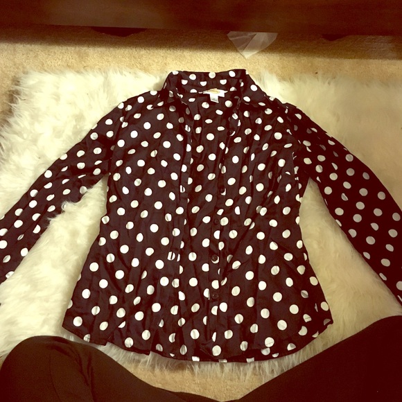 Cute polka dot dress shirt