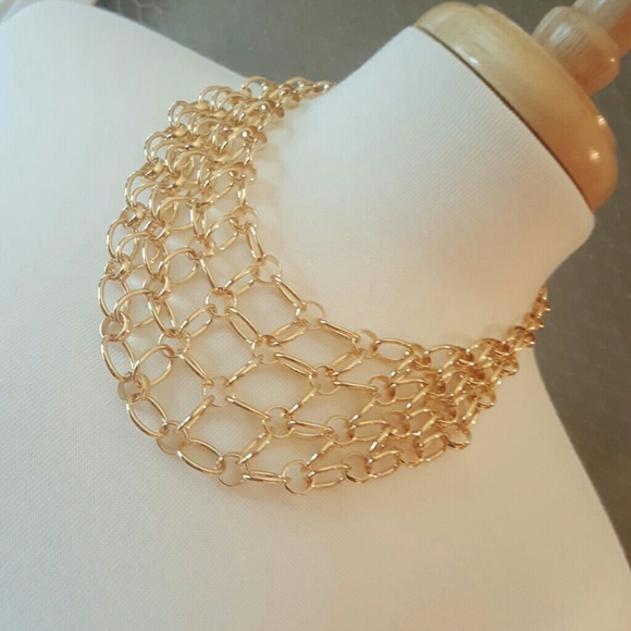 Gold tone, link chain necklace