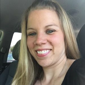 Meet your Posher, Mallory