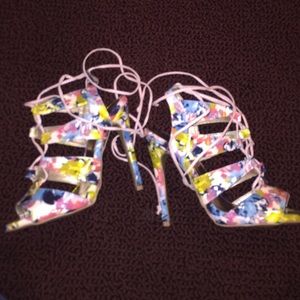 Watercolor Lace up heel