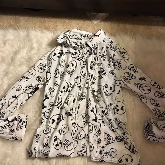 Skull dress shirt