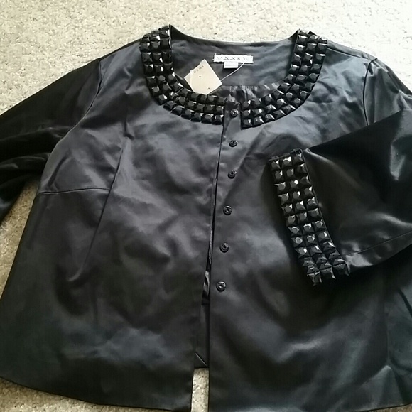 Cropped Ellegant Black Jacket XXI(Forever 21) - Picture 3 of 4