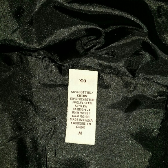Cropped Ellegant Black Jacket XXI(Forever 21) - Picture 4 of 4