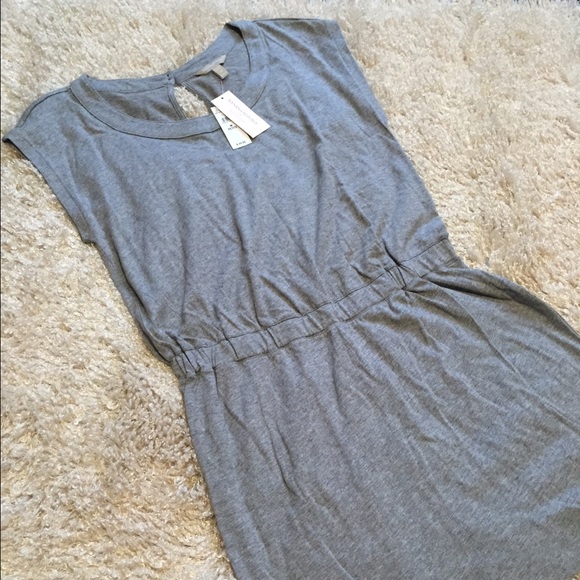 Half sleeve gray dress