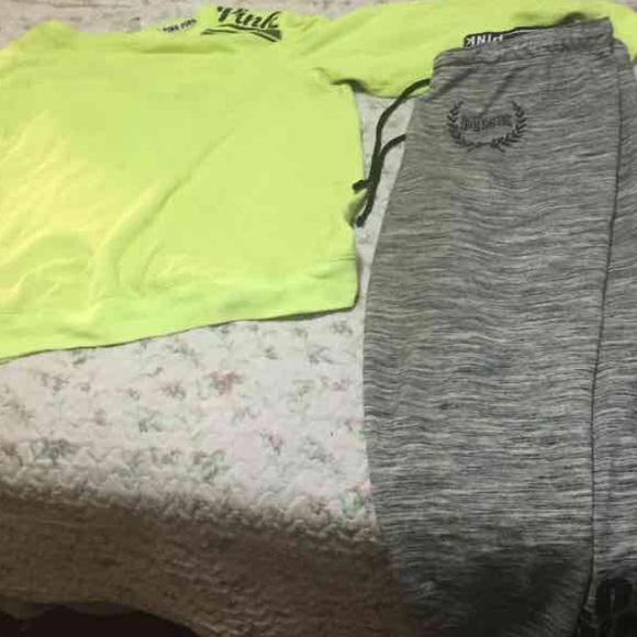 Pink Victoria secret set