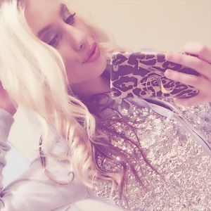 Meet your Posher, Kylie