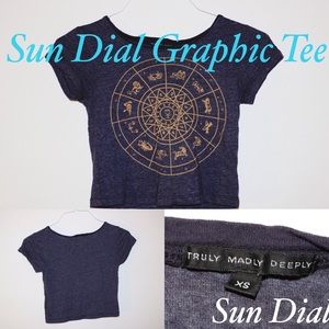 URBAN OUTFITTERS CROP TOP