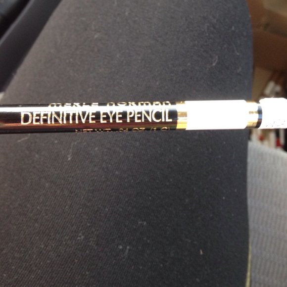 Merle Norman eye liner WHITE and taupe bundle