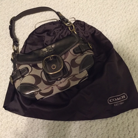 Coach shoulder bag