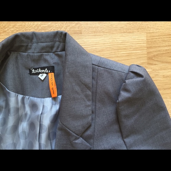 Anthropologie Tatkonku Gray Blazer, Sz 2 - Picture 4 of 4