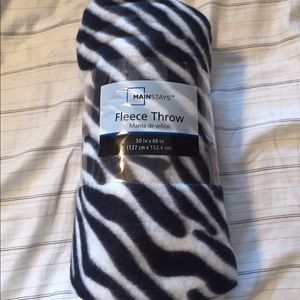 Fleece throw