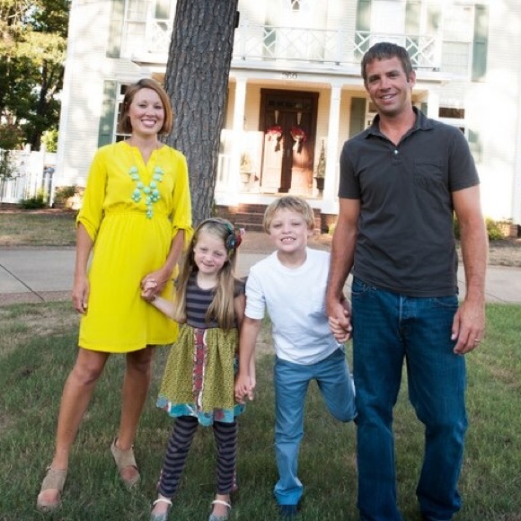Old Navy Dresses & Skirts - Old Navy bright yellow dress size XS