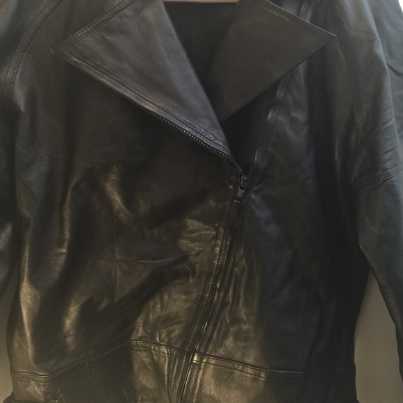 90's Leather Moto Jacket - Picture 2 of 4