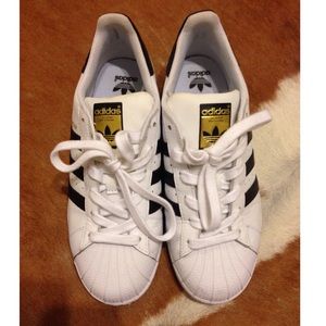ADIDAS SUPERSTAR ORIGINALS