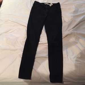 Super skinny Levis jeggings