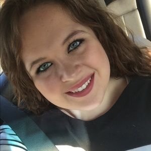 Meet your Posher, Victoria