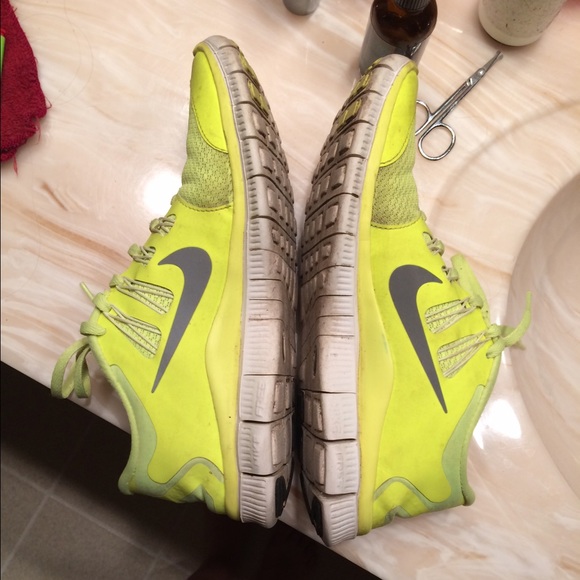 Nike Free Runs