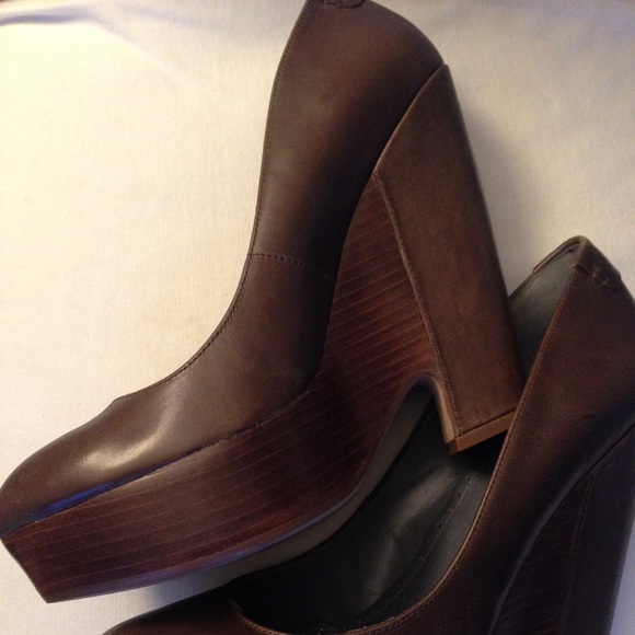 ROSEGOLD 'Lela Mineral' Platform Wedge - Picture 3 of 4