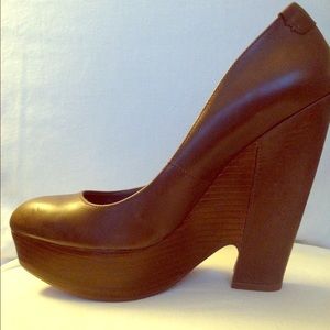 ROSEGOLD 'Lela Mineral' Platform Wedge