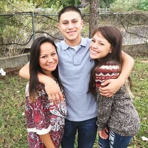 Meet your Posher, Alexus