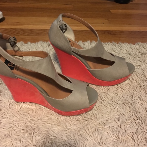 Cute wedges from ooh la la! - Picture 2 of 2