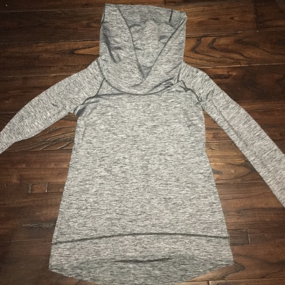 Reebok long sleeve cut neckline