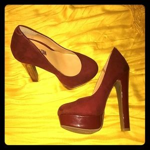 NWOT Cranberry Sexy Suede Heels