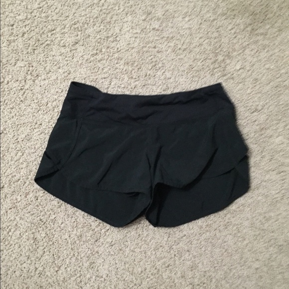 Lululemon black 4 way stretch