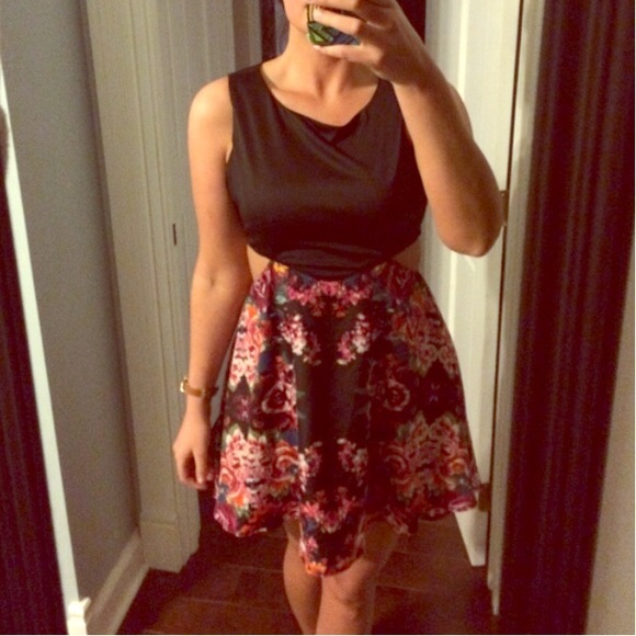 NWT! Black and floral side cut out dress!