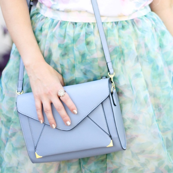 Apt 9 blue convertible clutch