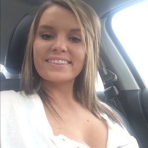Meet your Posher, Kaleigh