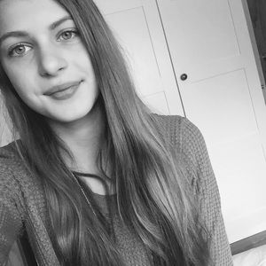 Meet your Posher, Vicky