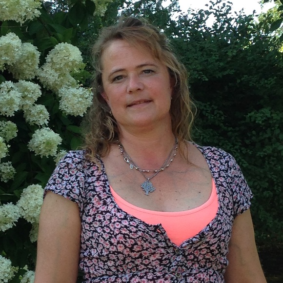 Meet your Posher, Allison