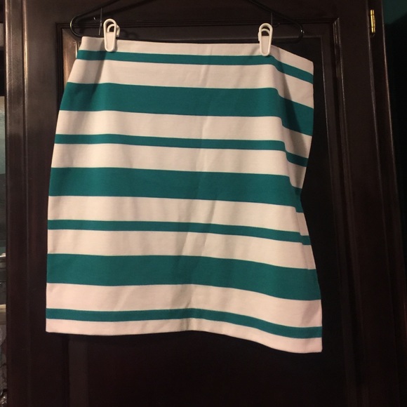 Stretchy skirt