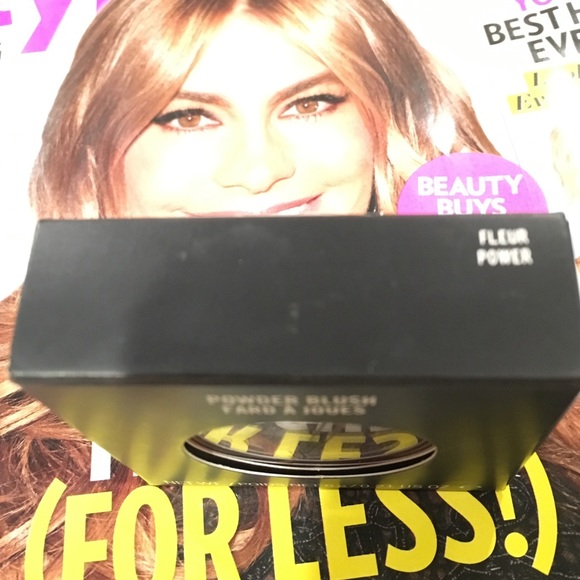 MAC powder blush BNIB - fleur power - Picture 2 of 3