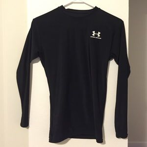 Youth medium under armour long sleeve.