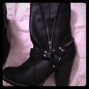 Candies black boots