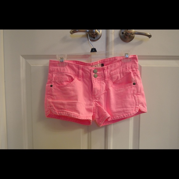 SO Pants - Hot Pink Shorts
